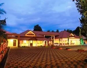 Clay House Hotel Kizhake Chalakudi